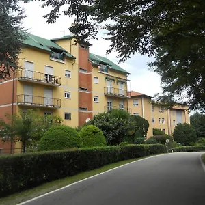 Bed & Breakfast Terrazza Con Vista Grande, Laveno-Mombello