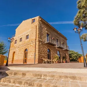 https://bb-il-casale-di-federico.sicilyhotelsitaly.net